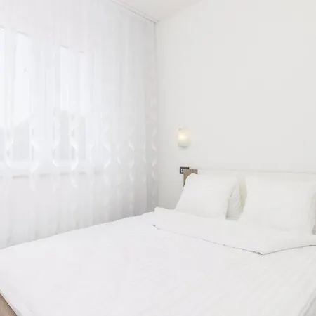 Apartman With Pool